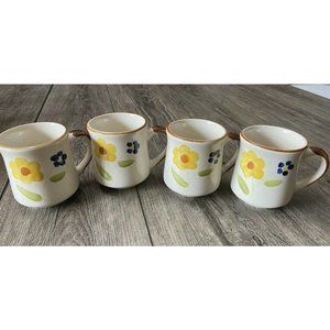 Vintage SUNNYCRAFT Stoneware Set of 4 Hand Painted Floral Tan Coffee Mugs Korea